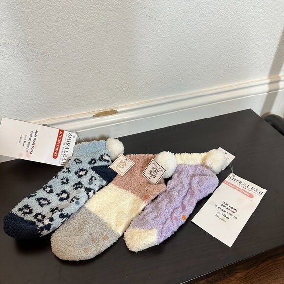 Shiraleah Mismatched Mixed Sock Bundle - Picture 10 of 16